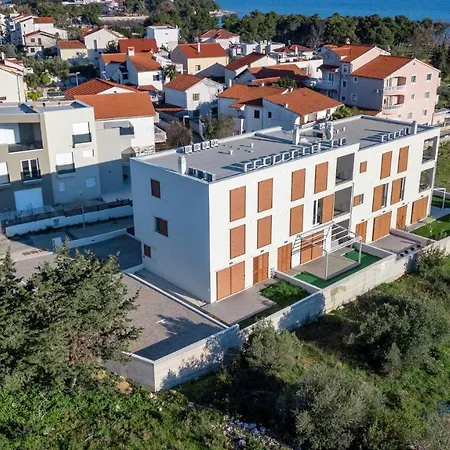 Maris Apartment